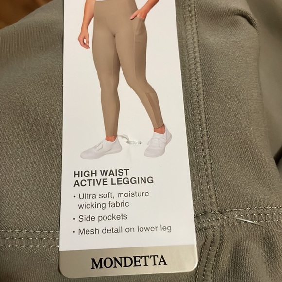 - - Woman’s high waist active leggings - Picture 3 of 3